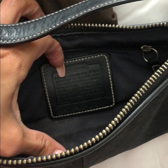 Black Coach Small Shoulder Purse - Picture 2 of 2